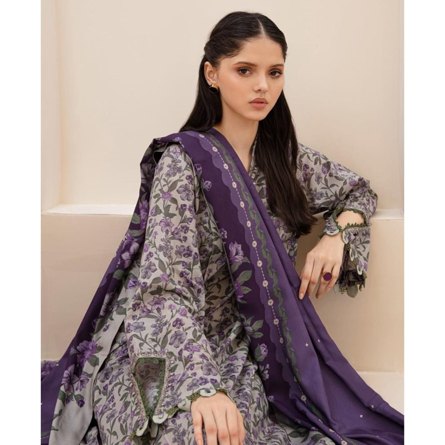 AR-12 3Pc Digital Printed Lawn Suit With Digital Printed Lawn Dupatta
