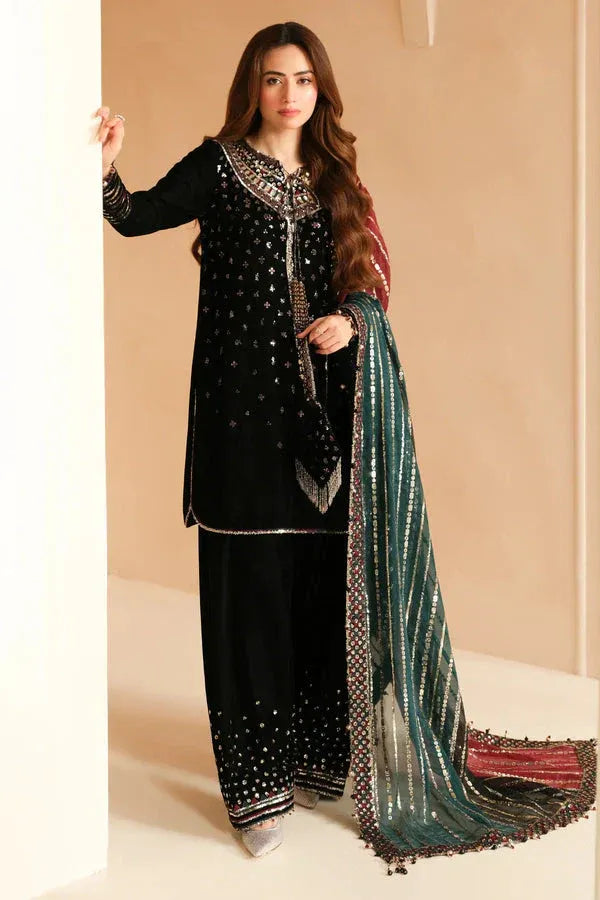 AR-996 Embroidered 9000 Micro Velvet 3Pc With Embroidered Chiffon Dupatta