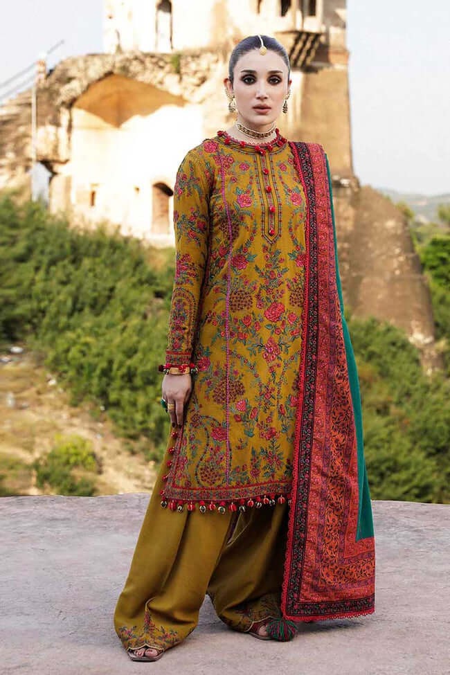 AR-675 Dhanak Embroidered Suit With Digital Printed Wool Shawl