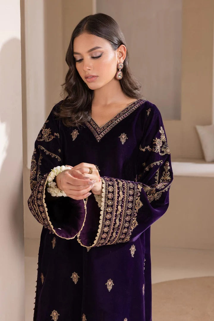 AR-1079 Embroidered 9000 Micro Velvet 3Pc With Organza Embroidered Dupatta