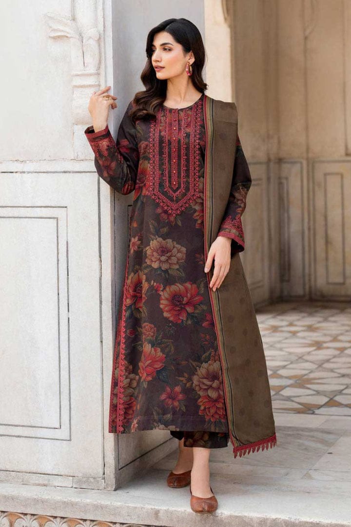 AR-BK192 Digital Printed Lawn Suit 3pc With Lawn Digital Printed Dupatta & Embroidered Patch