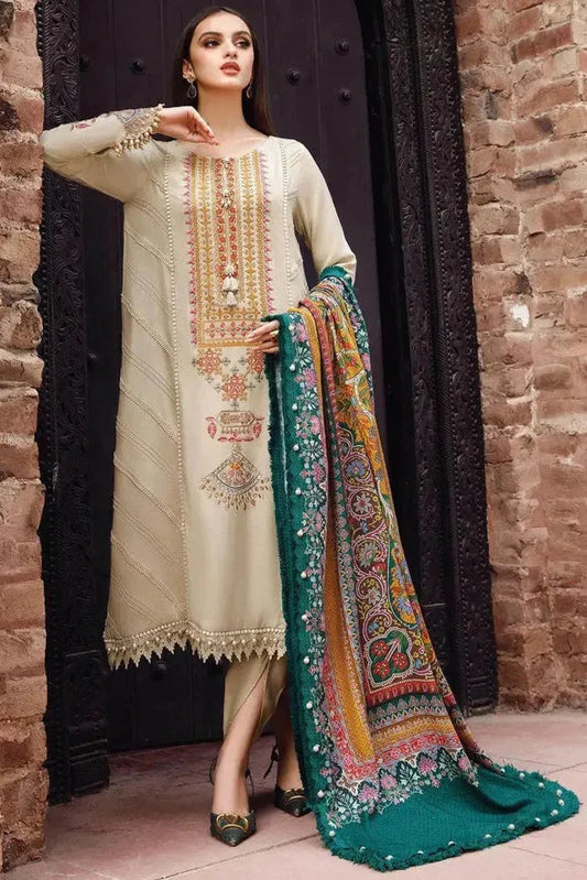 AR-RM670 Dhanak Embroidered Suit With Digital Printed Wool Shawl