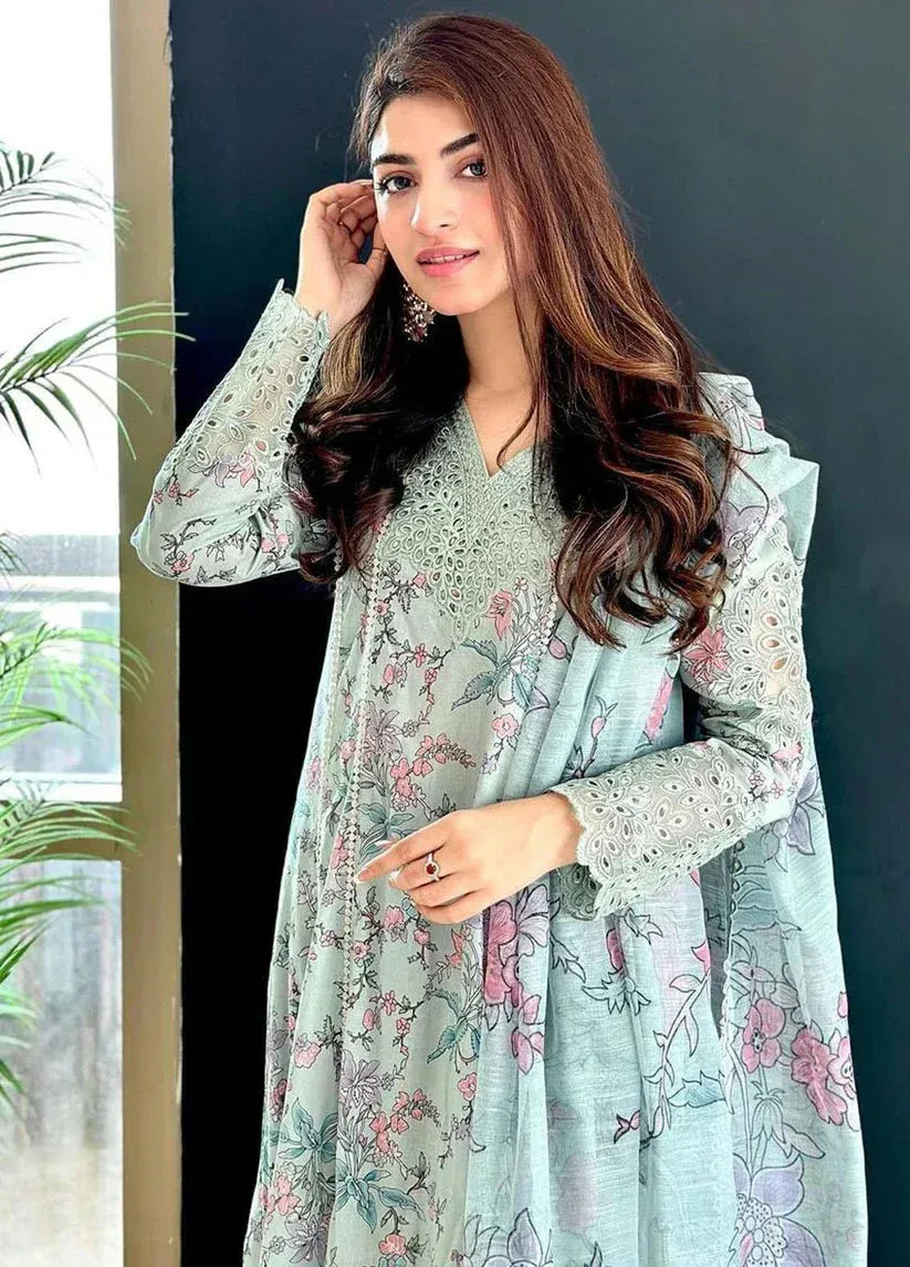 Unstitched Digital Printed Lawn Suit 3pc With Digital Printed Cotton Lawn Dupatta