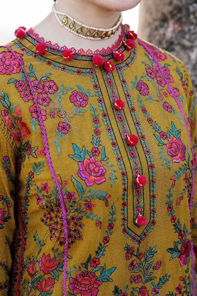 AR-675 Dhanak Embroidered Suit With Digital Printed Wool Shawl