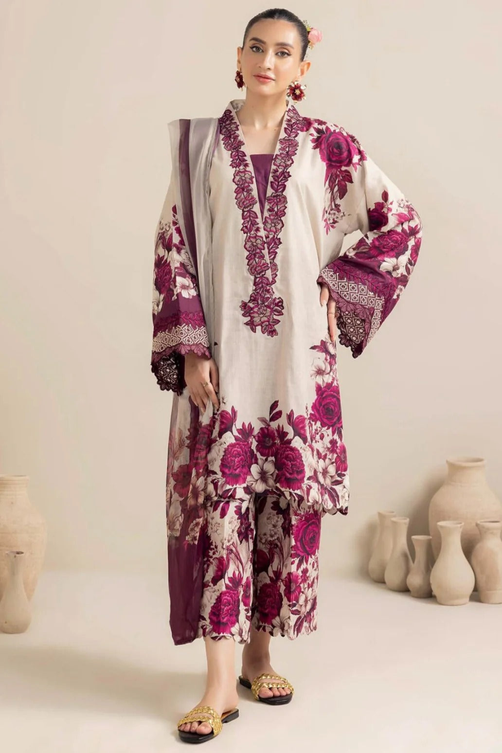 AR-AD476 Unstitched Digital Printed Lawn Suit 3pc With Digital Printed Cotton Lawn Dupatta