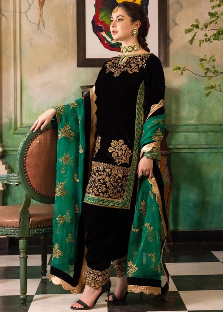 AR-1027 Sequence Embroidered 9000 Micro Velvet 3Pc With Organza Embroidered Dupatta