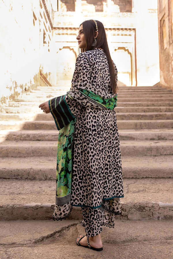 Digital Printed Lawn Suit 3pc With Lawn Digital Printed Dupatta